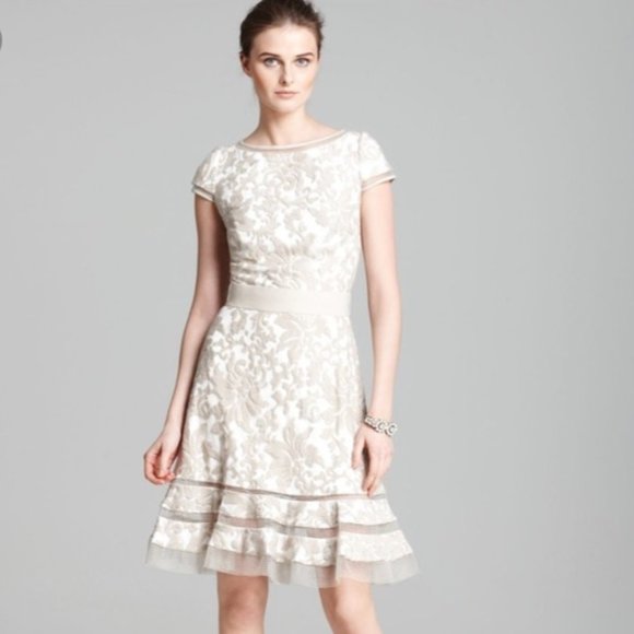Tadashi Shoji Petite Lace Fit & Flare Cocktail Dress Ivory 6P - Picture 1 of 8